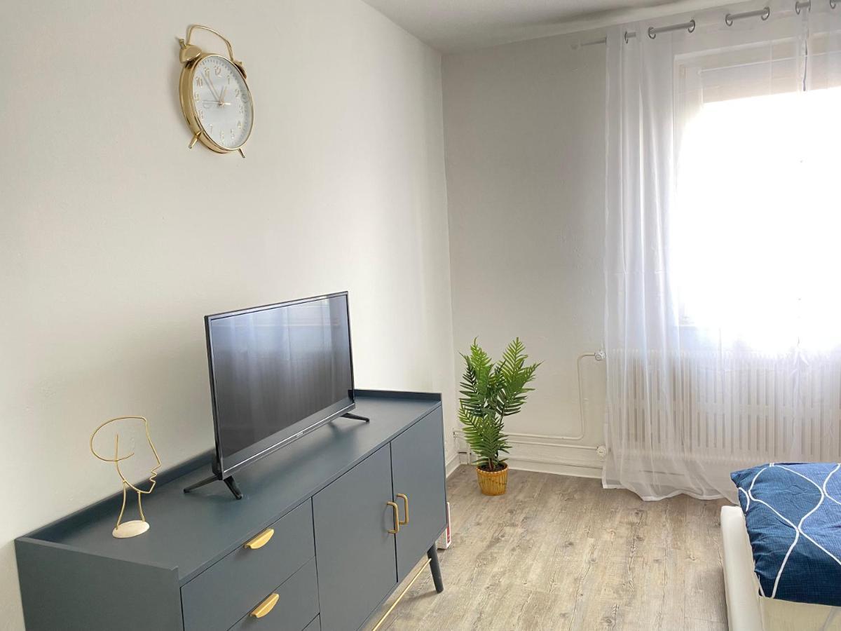 Blaue Insel Neben Hbf-Duisburg Appartement Buitenkant foto