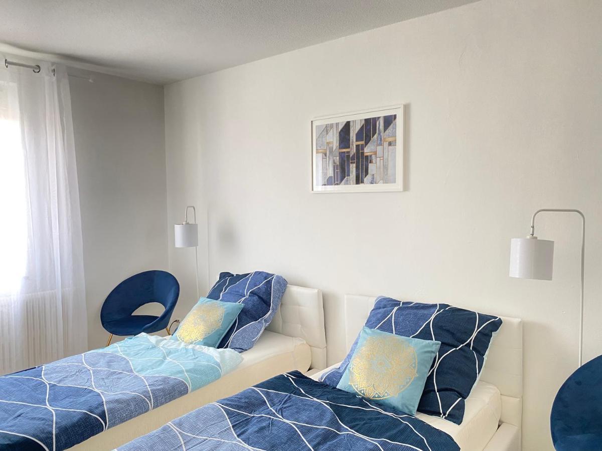 Blaue Insel Neben Hbf-Duisburg Appartement Buitenkant foto